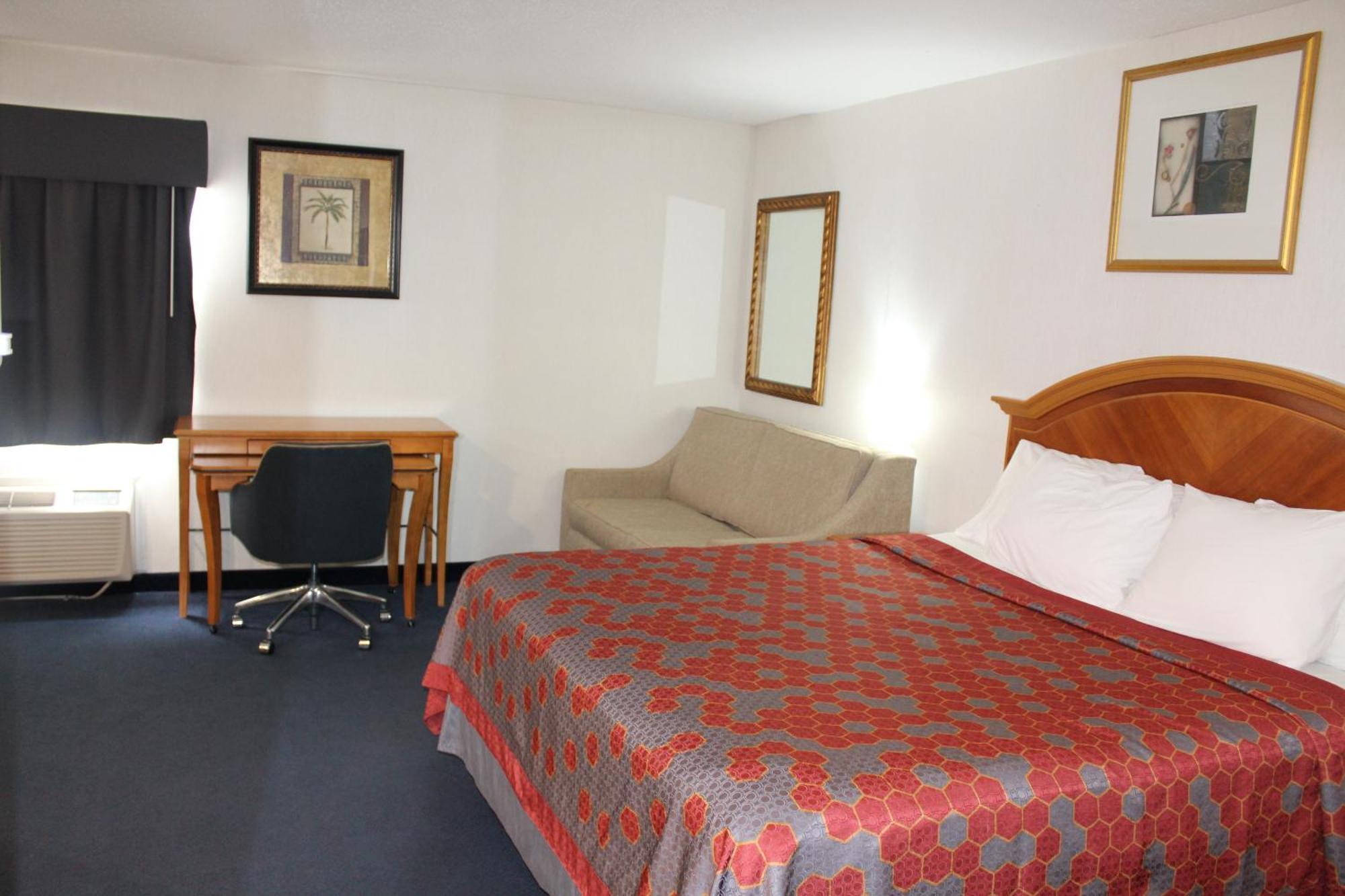 American Inn And Suites Ionia Buitenkant foto